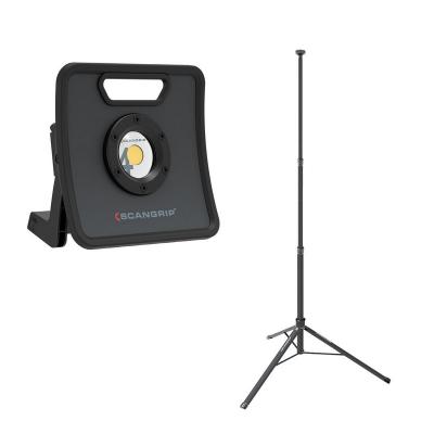 naswietlacz-nova-4k-statyw-tripod-2m.JPG