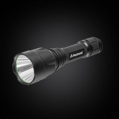 latarka-reczna-black-eye-1550lm-3200mah-set.JPG